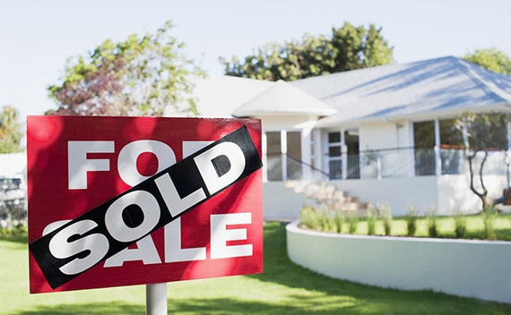 A Strategic Guide to Navigating the Real Estate Market